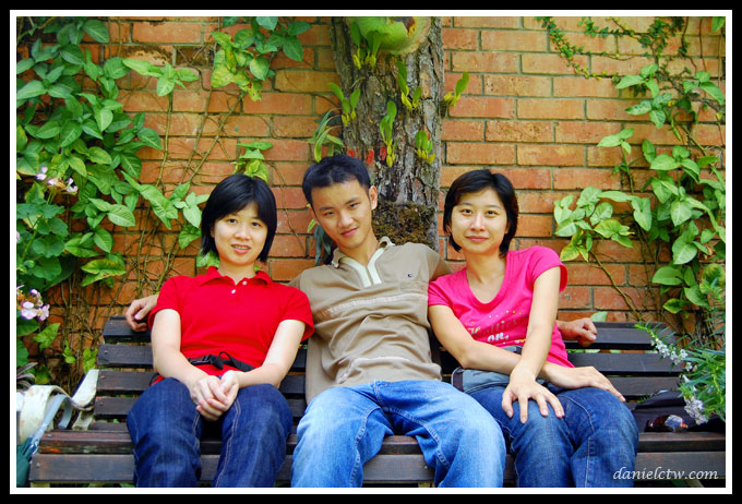 danielctw and the 2 sisters