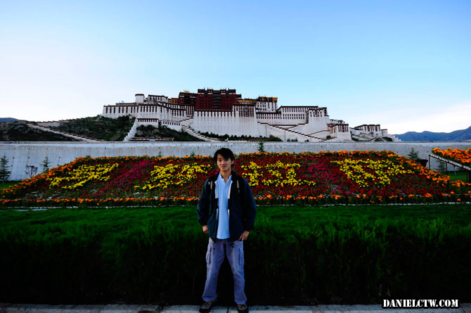 Potala Palace Outside Potala Palace Outside