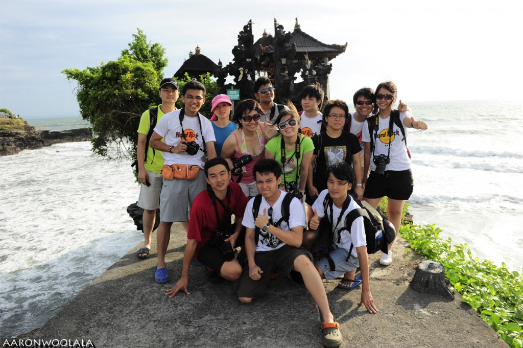 Tanah Lot in Bali group photo