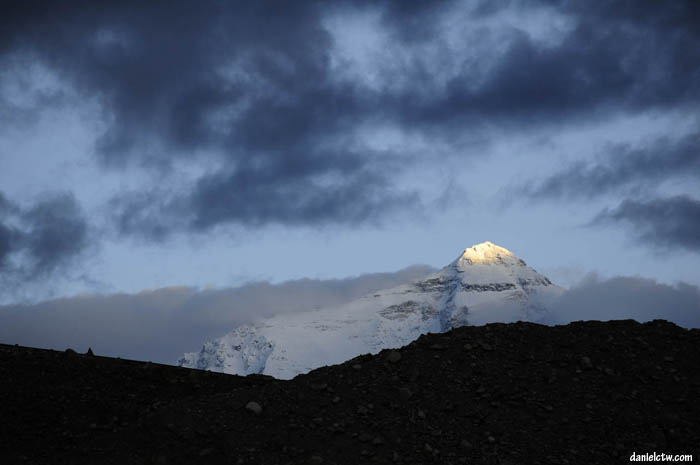 Mt Everest Peak with Sunlight