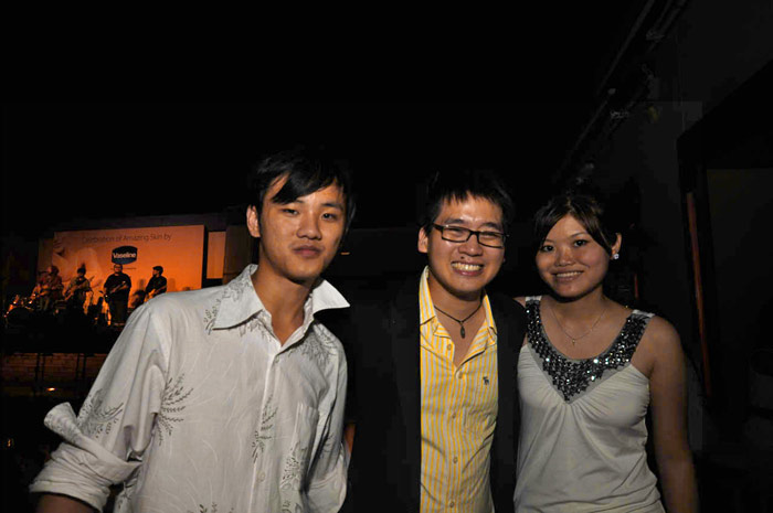 DanielCtw and Timothy Tiah and Yen DanielCtw and Timothy Tiah and Yen