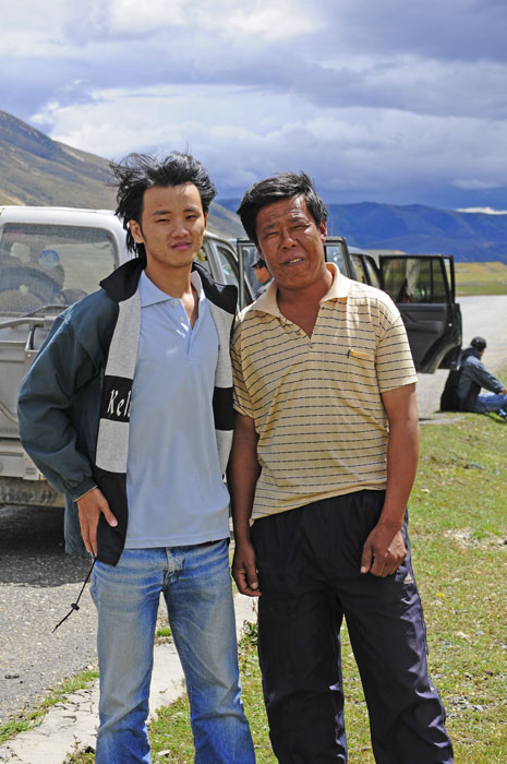 DanielCtw and Tibetan Driver DanielCtw and Tibetan Driver